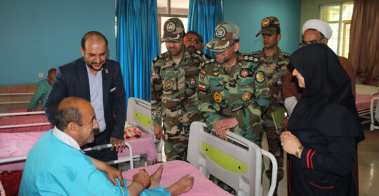 دیدار فرماندهان ارتش با جانبازان بیمارستان میلاد شهریار