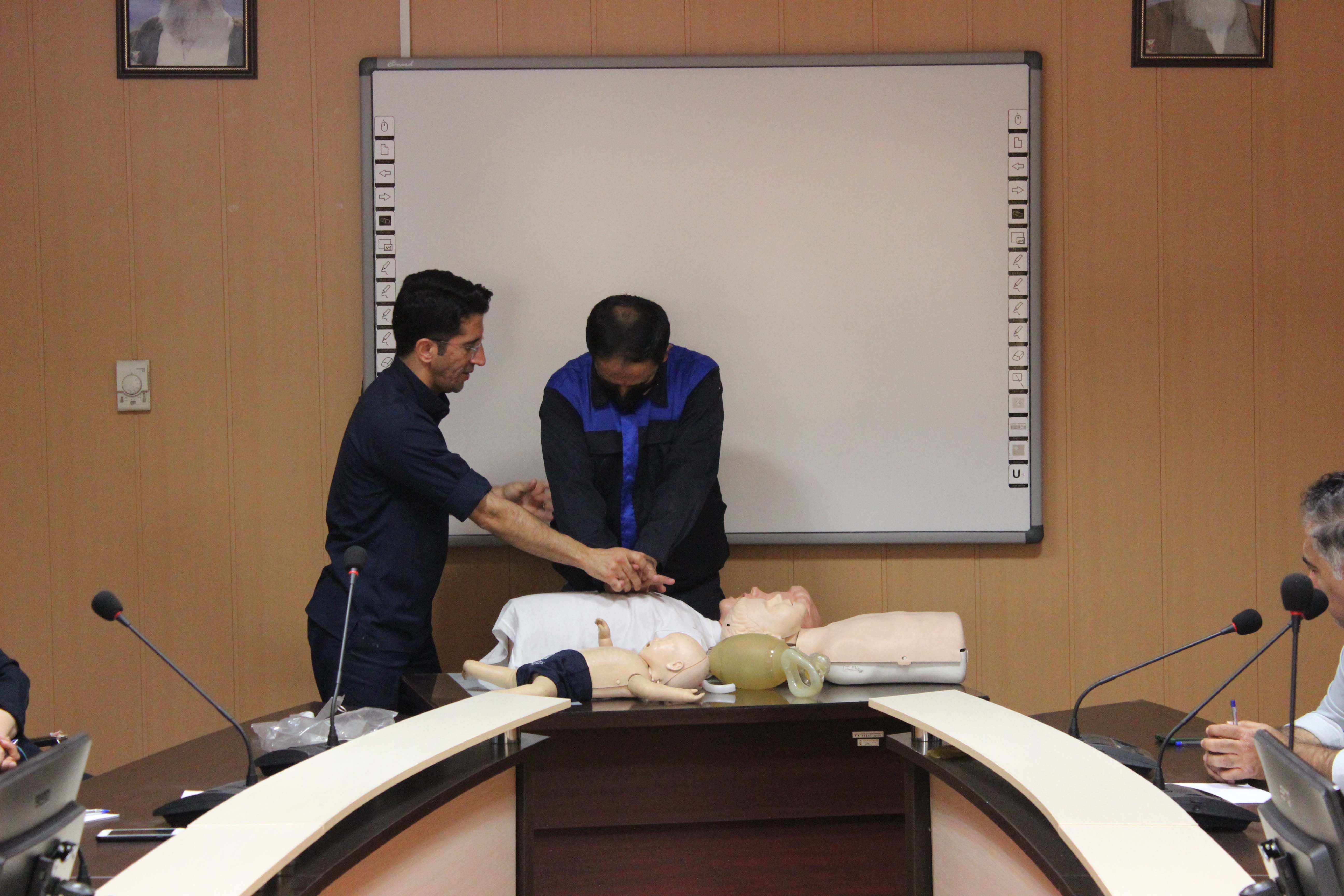 کلاس آموزش احیای قلبی پایه در بیمارستان میلاد شهریار