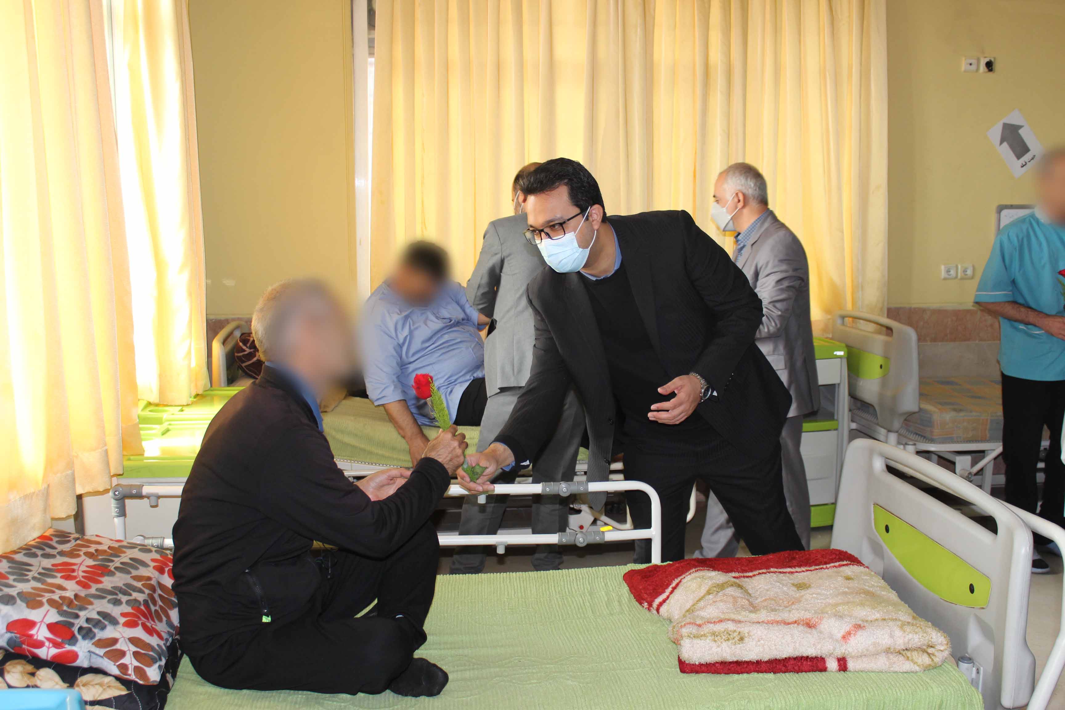 حضور مدیران ارشد گمرک فرودگاه امام خمینی (ره) در بیمارستان میلاد شهریار